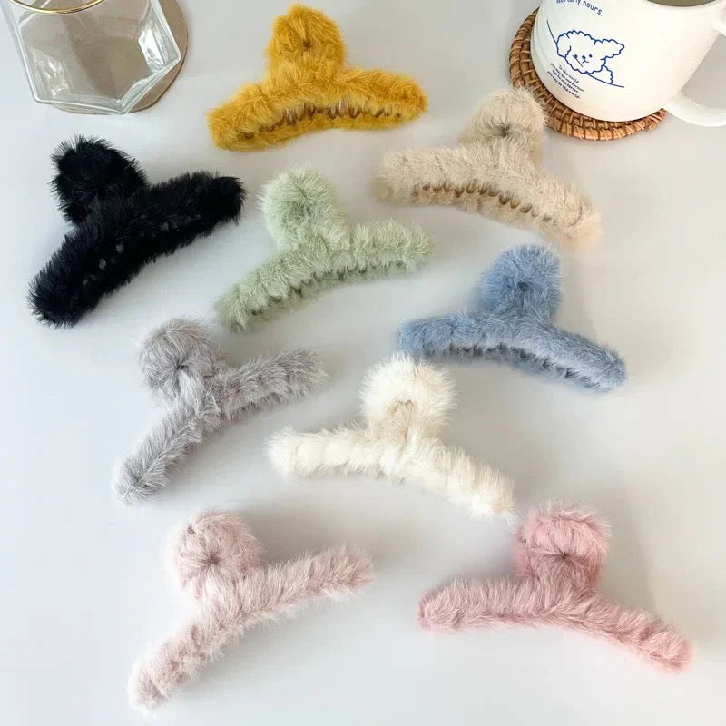 Fur hair claw